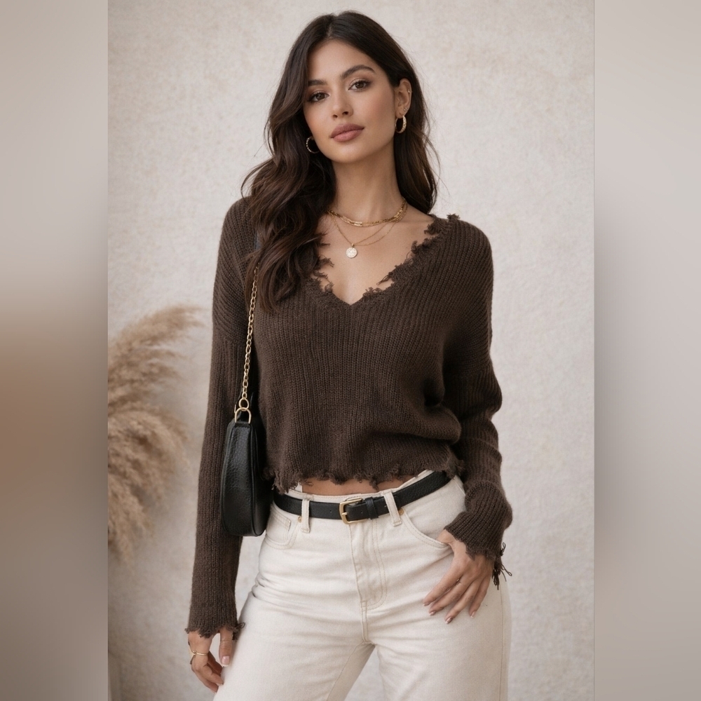 NWT HYFVE Olive Green Distressed Knit Cropped V-Neck Sweater